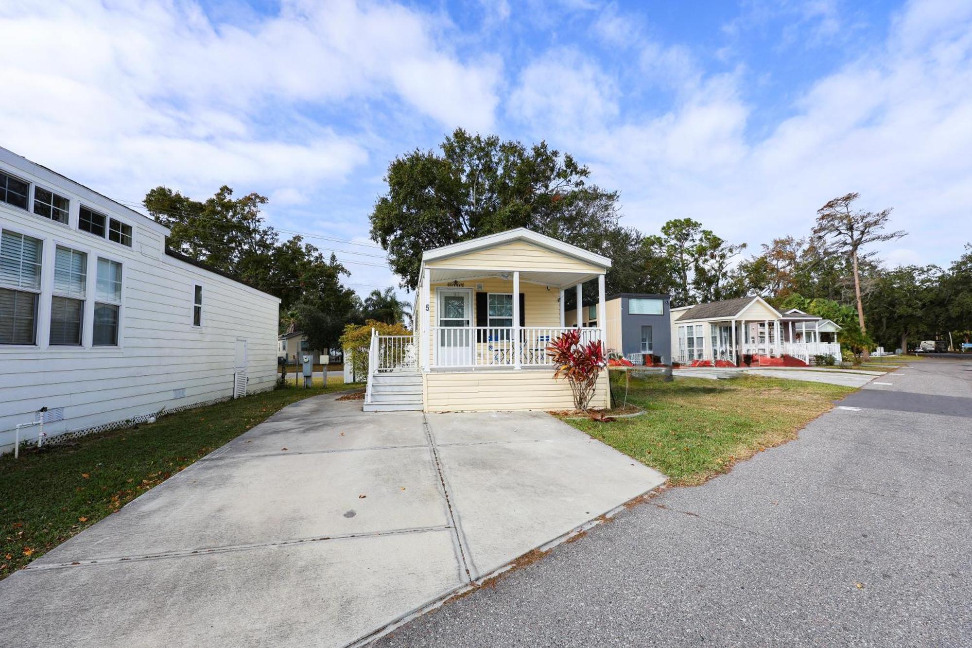 New! Family Cottage Near Disney-Sleep 6 Kissimmee Buitenkant foto